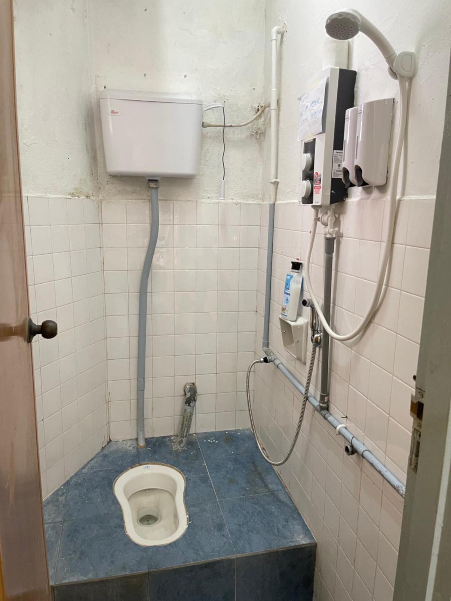 Pelangi Capsule Hostel Johor Bahru Kültér fotó